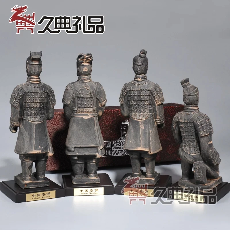 Creative retro ornaments Terracotta Warriors and Horses antique ornament crafts ornaments living room den ornaments gift
Creative retro ornaments Terracotta Warriors and Horses antique ornament crafts ornaments living room den ornaments gift