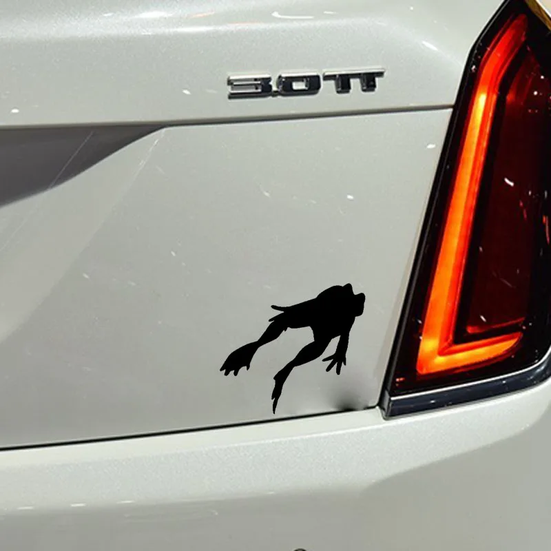 YJZT 14.3CM*12.9CM Cool Amphibians Jump Shadow Nifty Vinyl Decal Nice Car Sticker Black/Silver C19-0975