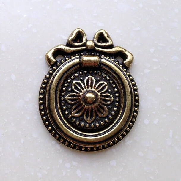 48mm Shaky drop ring antique brass drawer shoe cabinet knobs pulls bronze bedside table dresser furniture door handles knobs
48mm Shaky drop ring antique brass drawer shoe cabinet knobs pulls bronze bedside table dresser furniture door handles knobs