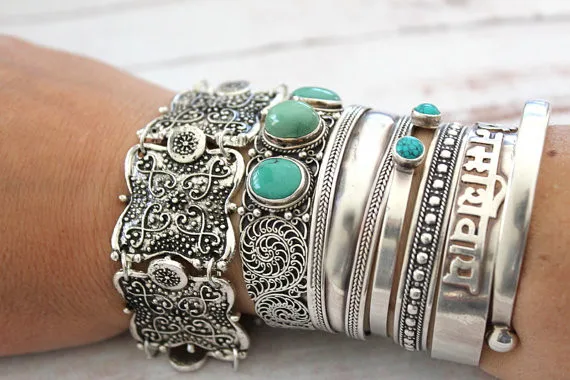 Tribal Ethnic Bohemian Indian Vintage Metal Stone Coin Bracelet Gypsy Boho Bracelet Festival Women Men Turkish African Jewelry
Tribal Ethnic Bohemian Indian Vintage Metal Stone Coin Bracelet Gypsy Boho Bracelet Festival Women Men Turkish African Jewelry