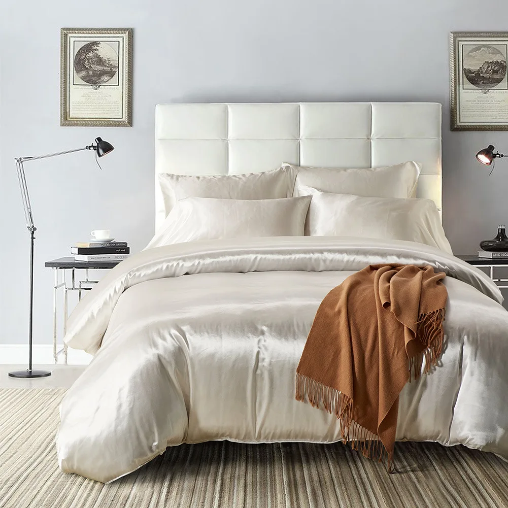 Nordic Style Silk Bedding Set Single Queen Size Satin Grey Duvet Cover Solid Color Set Simple Beautiful Bedclothes Silky bed set
Nordic Style Silk Bedding Set Single Queen Size Satin Grey Duvet Cover Solid Color Set Simple Beautiful Bedclothes Silky bed set