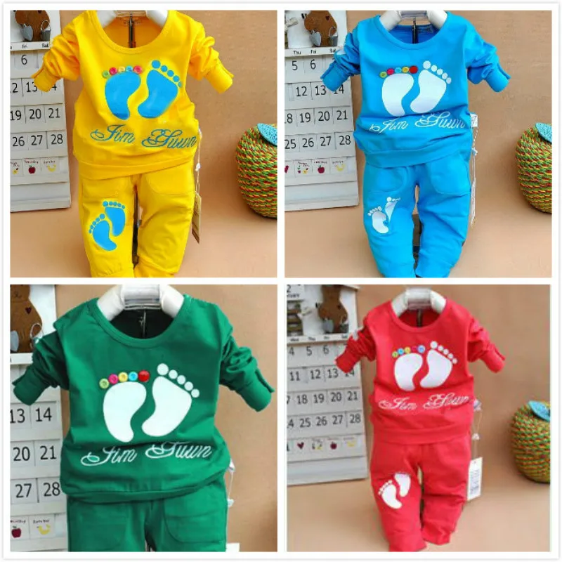 New Spring / Autumn Cartoon Baby Clothing Set Infant Long Sleeve Cloth Suit Top T Shirt + Pants Boys Girls Children Sets kids
New Spring / Autumn Cartoon Baby Clothing Set Infant Long Sleeve Cloth Suit Top T Shirt + Pants Boys Girls Children Sets kids