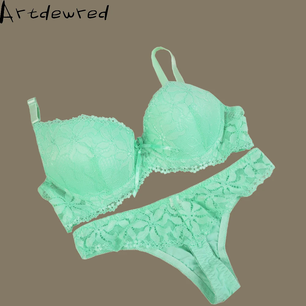 Artdewred brand Thong Bra Set Push Up French Embroidered Lace Women's Underwear Sets ABC Cup Bra And Panty Deep V Brassiere set
Artdewred brand Thong Bra Set Push Up French Embroidered Lace Women's Underwear Sets ABC Cup Bra And Panty Deep V Brassiere set