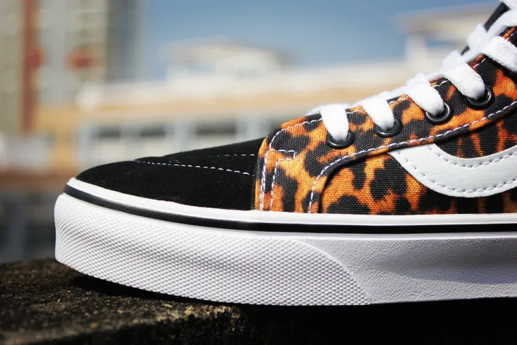 Фургоны классический Slip On 502 Leopard цвет мужчины с низким уровнем верха обуви холст