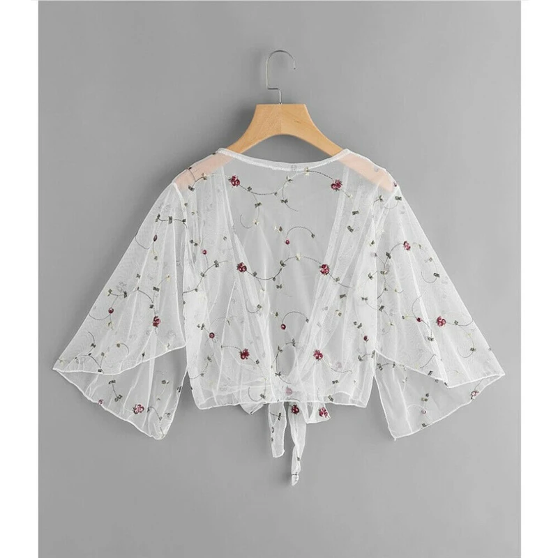 Women Summer Cardigan Mesh Thin Jacket Loose Floral Lace Tops Short Kaftan Cover Up Beachwear 2019 Ladies Casual Fashion Clothes
Women Summer Cardigan Mesh Thin Jacket Loose Floral Lace Tops Short Kaftan Cover Up Beachwear 2019 Ladies Casual Fashion Clothes