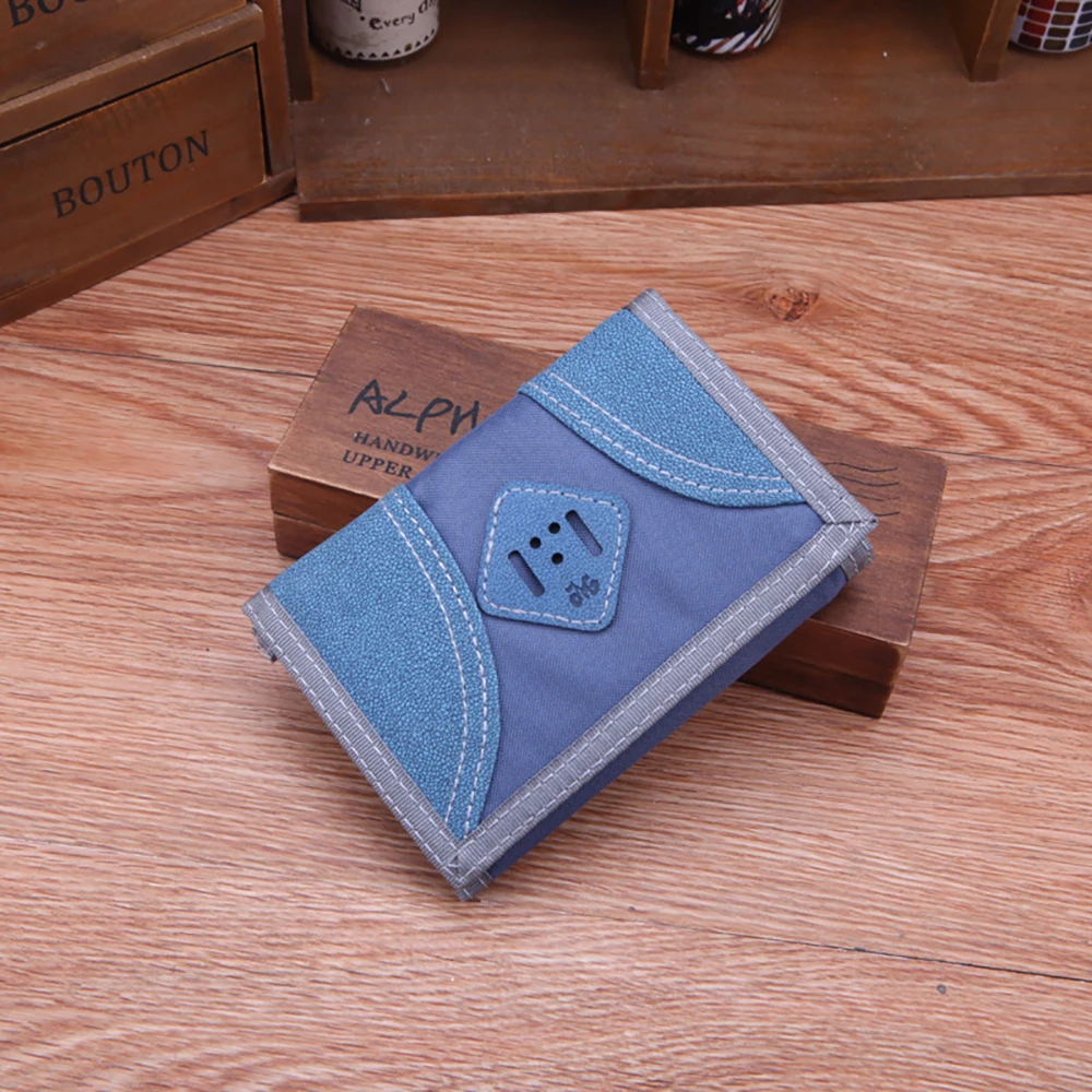2 Color Casual Men's Wallets Folded Male Purse Short Zipper Gentleman Wallet Fashion Small Compact and Lightweight Wallets
2 Color Casual Men's Wallets Folded Male Purse Short Zipper Gentleman Wallet Fashion Small Compact and Lightweight Wallets