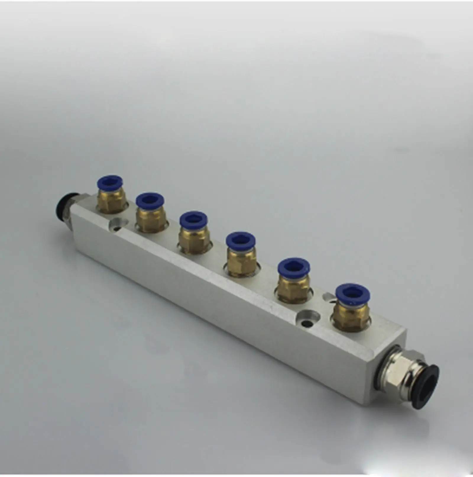 A Kit 30x30mm 6 Way Pneumatic Air Manifold Splitter With Push Fit Coupler
A Kit 30x30mm 6 Way Pneumatic Air Manifold Splitter With Push Fit Coupler