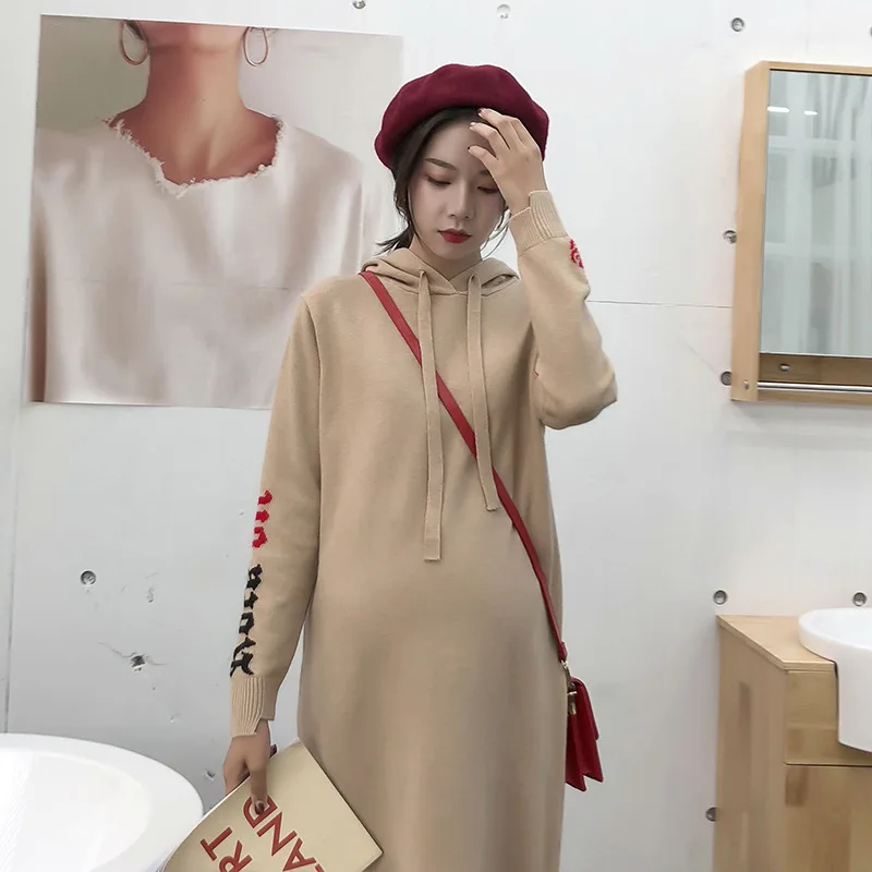 Женское платье для беременных зима осень с капюшоном с длинным рукавом до колена вязаное платье новое модное свободное платье-свитер с надп... 
Женское платье для беременных зима осень с капюшоном с длинным рукавом до колена вязаное платье новое модное свободное платье-свитер с надп...