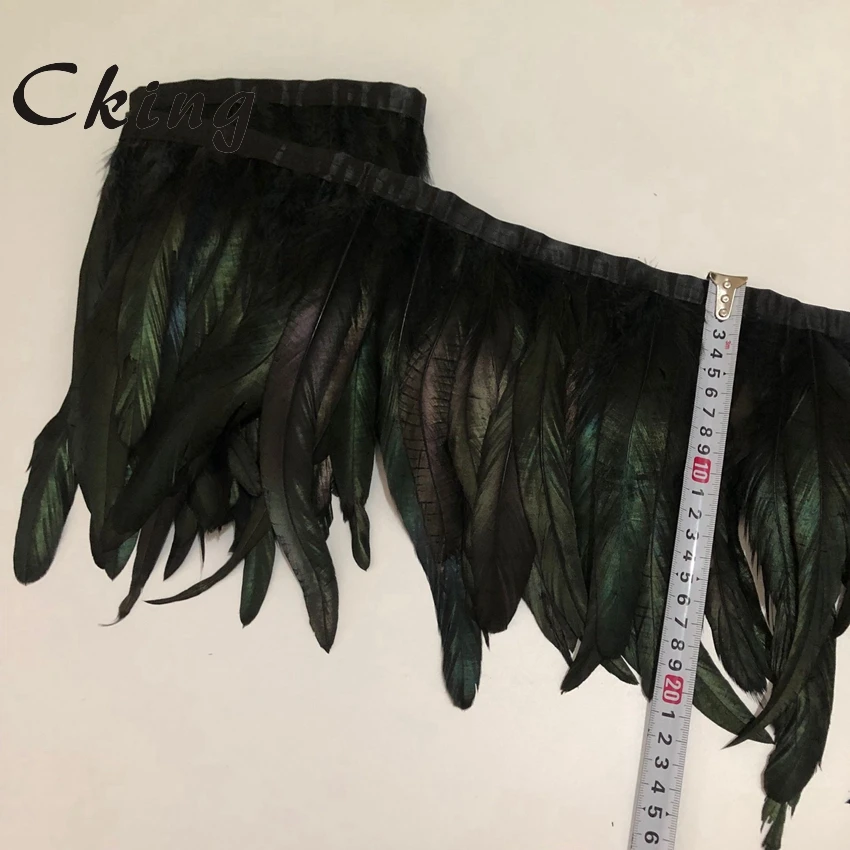 100pcs loose feathers on one meters (price of 2 meter) 20-25cm Rooster coque feather trims Black chicken feather fringes strips
100pcs loose feathers on one meters (price of 2 meter) 20-25cm Rooster coque feather trims Black chicken feather fringes strips