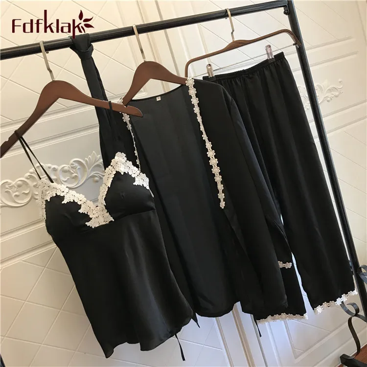 Fdfklak 3 pieces sleepwear set women pajamas spring summer pyjamas sets women's nightwear sexy lace home wear pijama mujer new
Fdfklak 3 pieces sleepwear set women pajamas spring summer pyjamas sets women's nightwear sexy lace home wear pijama mujer new