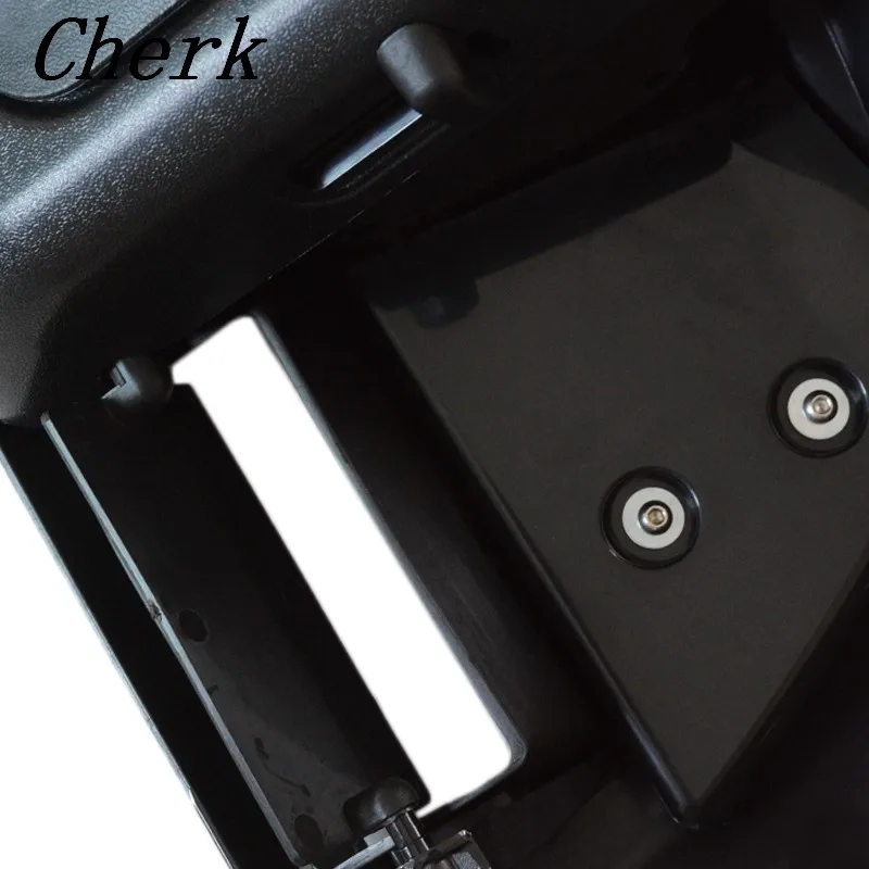 New Motorcycle Vivid Black Lower Vented Fairing Leg Warmer For Harley Touring Road King Street Glide 2014 2015 2016 2017
New Motorcycle Vivid Black Lower Vented Fairing Leg Warmer For Harley Touring Road King Street Glide 2014 2015 2016 2017