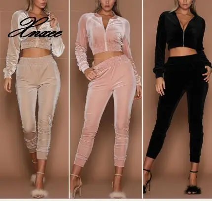 Solid color casual suit sweater female autumn and winter 2020 new warm diamond velvet zipper two-piece
Solid color casual suit sweater female autumn and winter 2020 new warm diamond velvet zipper two-piece