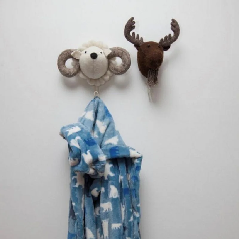 Animal Deer Giraffe Elephant Tiger Rabbit Head As Pothook Wall Mount Stuffed Felt Artwork Wall Dolls Room Decoration Photo Props
Animal Deer Giraffe Elephant Tiger Rabbit Head As Pothook Wall Mount Stuffed Felt Artwork Wall Dolls Room Decoration Photo Props