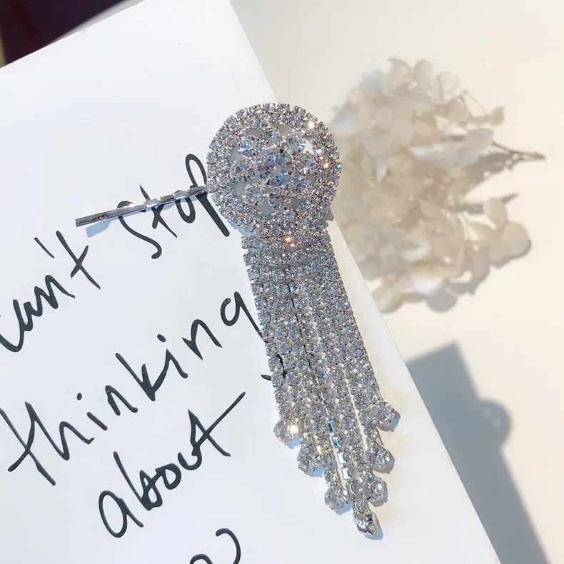 Shinning Rhinestone Flower Tassel Hair Accessories For Women Lady Hair Clip Wedding Party Jewelry 2019 New Bijoux
Shinning Rhinestone Flower Tassel Hair Accessories For Women Lady Hair Clip Wedding Party Jewelry 2019 New Bijoux