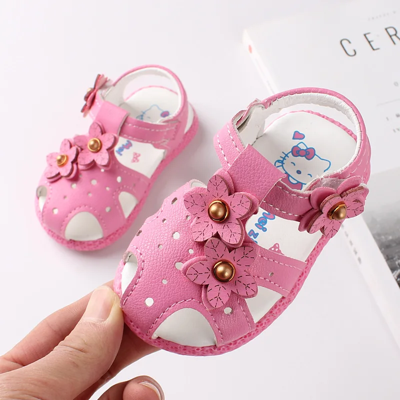 Детские сандалии для девочек обувь принцессы Летние кроссовки с цветочным