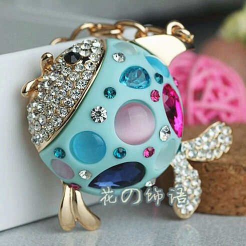 New 3D Design Hollow Colorful Resin Fish Crystals KeyChain Rhinestone Key Chain Gift Wholesale and Retail
New 3D Design Hollow Colorful Resin Fish Crystals KeyChain Rhinestone Key Chain Gift Wholesale and Retail
