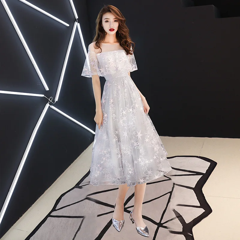 Gray Chinese Traditional Dress Long Embroidery Qipao Bride Cheongsam Dress Vestidos Chinos Oriental Wedding Gowns Party Dresses
Gray Chinese Traditional Dress Long Embroidery Qipao Bride Cheongsam Dress Vestidos Chinos Oriental Wedding Gowns Party Dresses