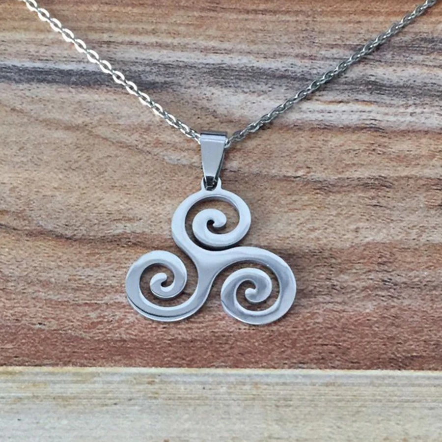HOBBORN Trendy Teen Wolf Women Necklace Stainless Steel Triskele Triskelion Allison Argent Men Pendants & Necklaces Jewelry Gift
HOBBORN Trendy Teen Wolf Women Necklace Stainless Steel Triskele Triskelion Allison Argent Men Pendants & Necklaces Jewelry Gift