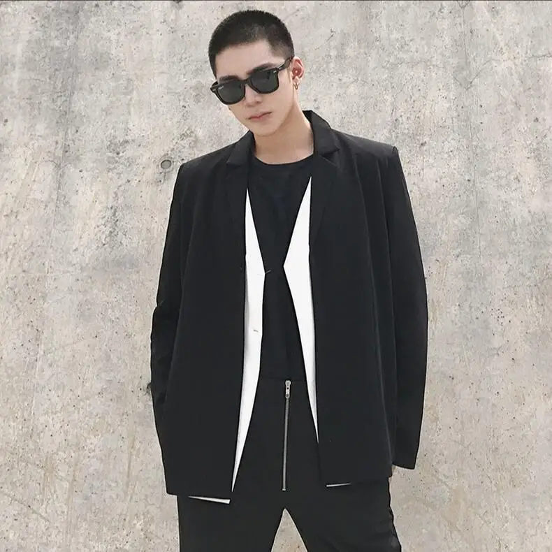 S-5XL 2017 Men's clothing New Hair Stylist Catwalk Fashion Street Korean style leisure stitching suit coat plus size costumes
S-5XL 2017 Men's clothing New Hair Stylist Catwalk Fashion Street Korean style leisure stitching suit coat plus size costumes