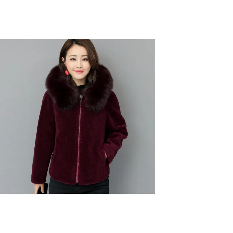 Sheep Shearing Overcoat Women Autumn Winter New Pattern Fox Hair Hat Wool Coat And Fur Loose Hooded one short slim fit wool Coat
Sheep Shearing Overcoat Women Autumn Winter New Pattern Fox Hair Hat Wool Coat And Fur Loose Hooded one short slim fit wool Coat