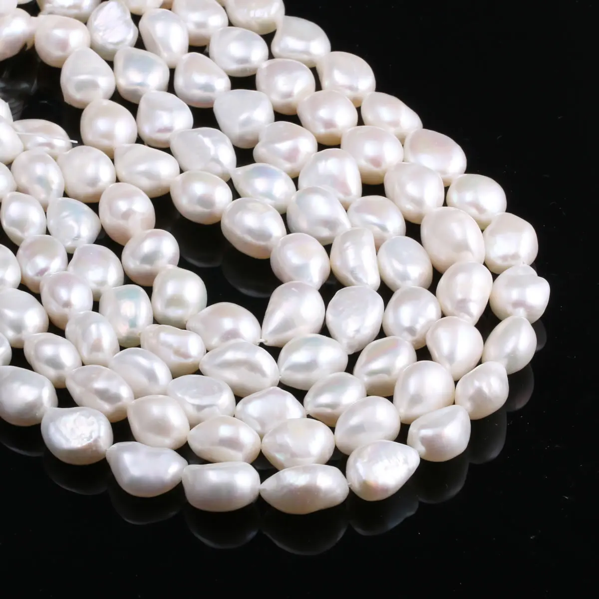 100% Natural Freeform Freshwater Cultured Pearls Beads DIY Beads for Jewelry Making DIY Strand 14 Inches Size 13mm-14mm
100% Natural Freeform Freshwater Cultured Pearls Beads DIY Beads for Jewelry Making DIY Strand 14 Inches Size 13mm-14mm