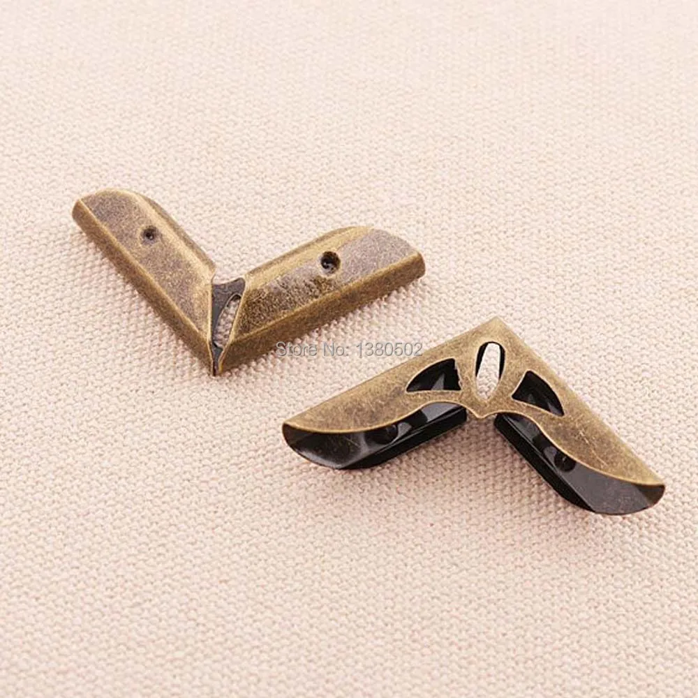 30pcs 30mm bronze color metal hollow out Scrapbooking frame notebook Corner Protectors
30pcs 30mm bronze color metal hollow out Scrapbooking frame notebook Corner Protectors