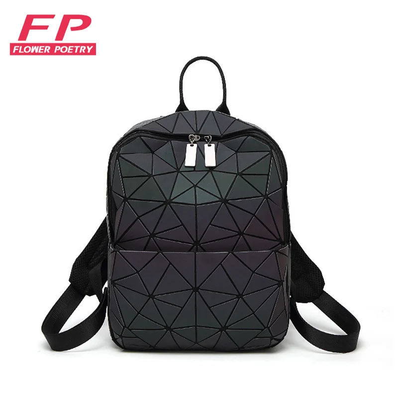 2021 Luminous Women Backpacks Fashion Girl Daily Backpack Female Geometry Package Sequins Folding bagpack Bags Mini School Bag
2021 Luminous Women Backpacks Fashion Girl Daily Backpack Female Geometry Package Sequins Folding bagpack Bags Mini School Bag