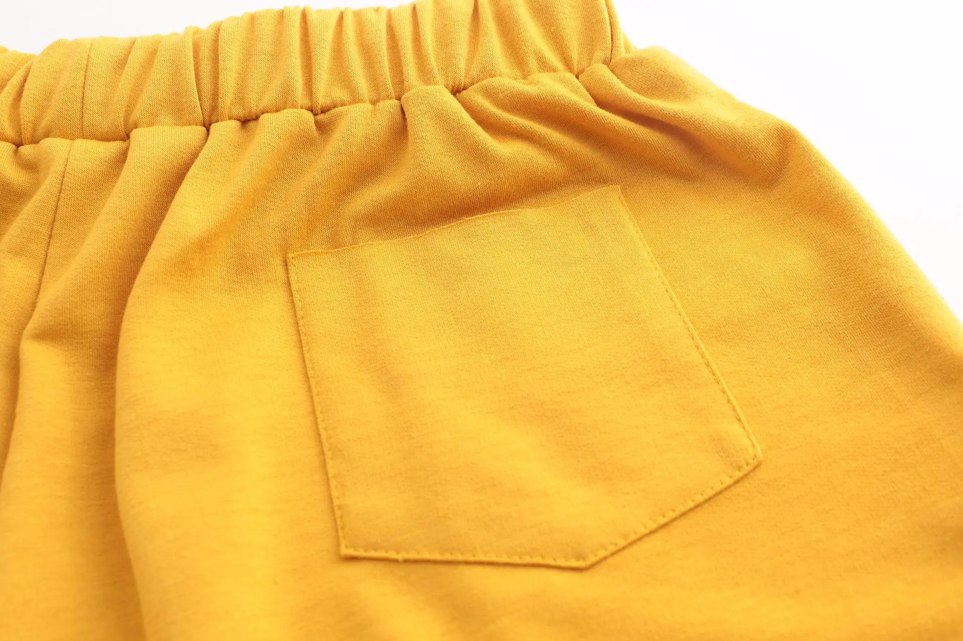 Girl Sweet Solid Color Mid Waist Loose Elastic Waist Shorts Wide Leg Loose Slight Flare Women Shorts Holiday Travel Shorts Hot
Girl Sweet Solid Color Mid Waist Loose Elastic Waist Shorts Wide Leg Loose Slight Flare Women Shorts Holiday Travel Shorts Hot