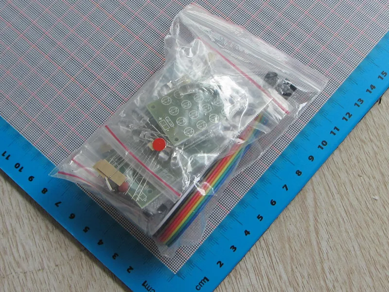 CD4017 + NE555 вспышка взрыв мигающий светодиодный комплект самостоятельной сборки