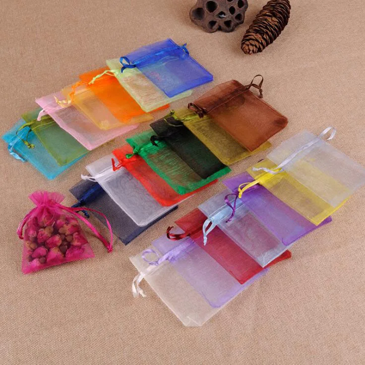 100pcs/lot 13x18cm Colorful Organza Wedding Gift Bag Drawstring Pouch For Christmas Packaging Gift Bags Candy Bag Wholesale
100pcs/lot 13x18cm Colorful Organza Wedding Gift Bag Drawstring Pouch For Christmas Packaging Gift Bags Candy Bag Wholesale