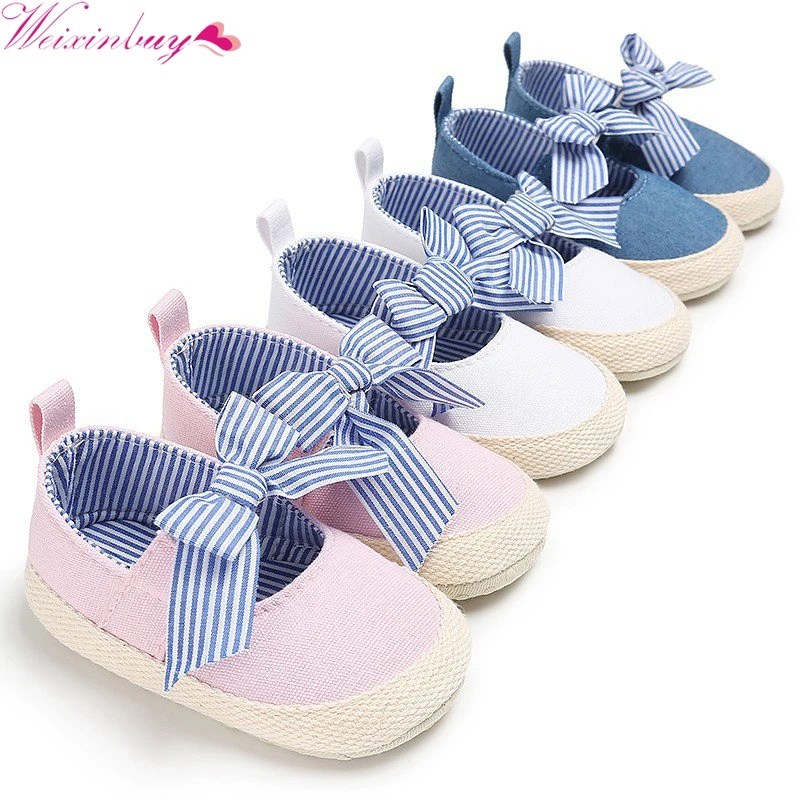 Autumn New Newborn Baby Cute Bow Cloth Shoes First Walker Skid Proof Soft Bottom Shoes Infant Cute Princess Outdoor Shoes
Autumn New Newborn Baby Cute Bow Cloth Shoes First Walker Skid Proof Soft Bottom Shoes Infant Cute Princess Outdoor Shoes