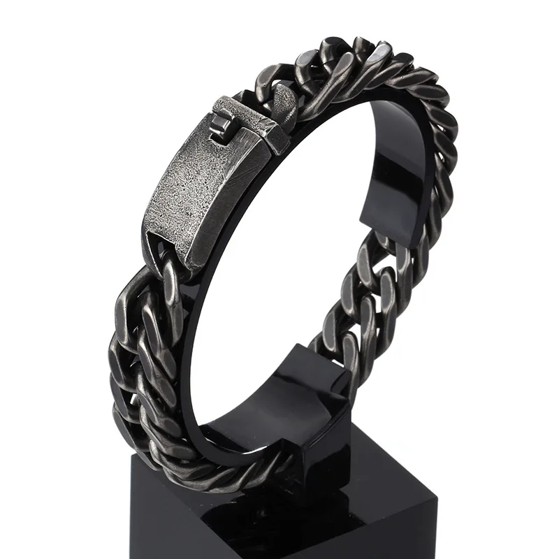 Jewelry wholesale domineering personality retro men black chain fashion men titanium steel jewelry
Jewelry wholesale domineering personality retro men black chain fashion men titanium steel jewelry