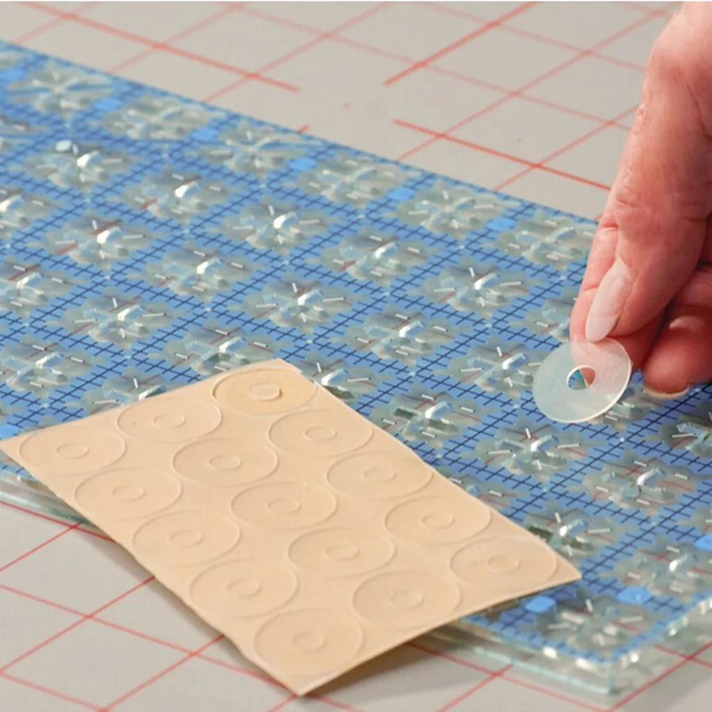 1 Sheet of 15Pcs Adhesive Non-slip Grips Rings For Patchwork Rulers DIY and Quilt Templates Ruler Non-slip Adhesive Rings
1 Sheet of 15Pcs Adhesive Non-slip Grips Rings For Patchwork Rulers DIY and Quilt Templates Ruler Non-slip Adhesive Rings