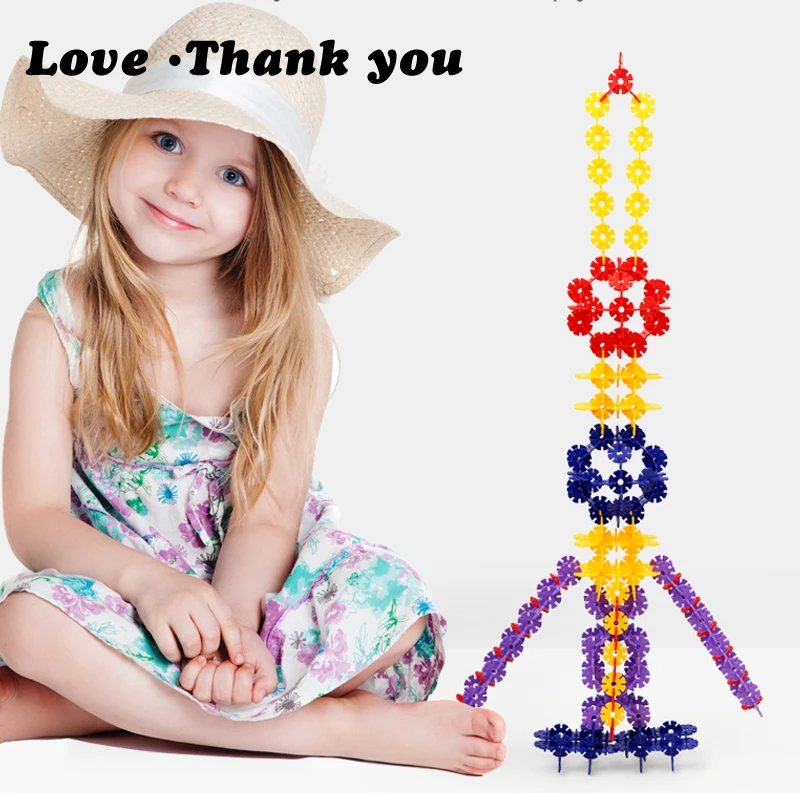 Snowflake building blocks large plastic spell insert boys and girls children 1-7 years old toys
Snowflake building blocks large plastic spell insert boys and girls children 1-7 years old toys
