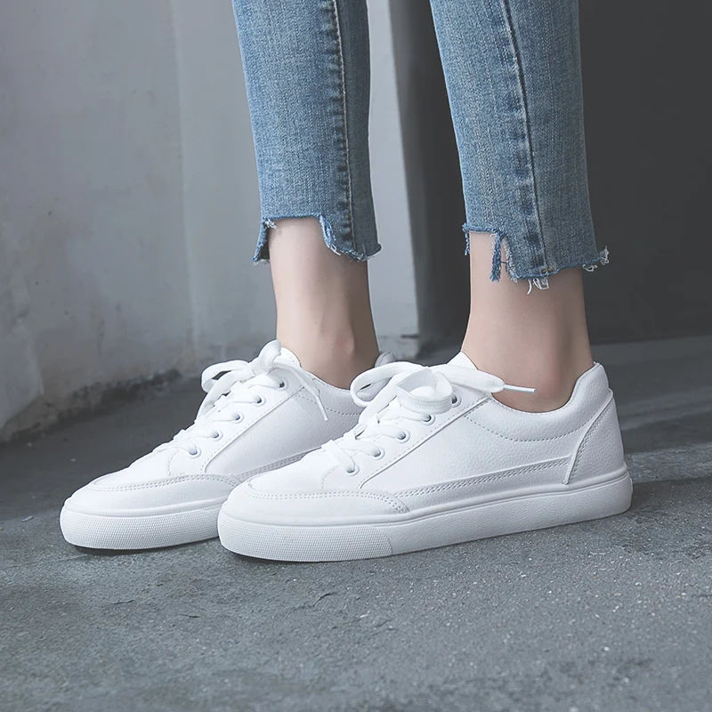 Hot Selling Casual Shoes Women Breathable Non-slip Sneakers Shoes Woman High Quality Sapato Feminino Women Flat Shoes Size 35-39
Hot Selling Casual Shoes Women Breathable Non-slip Sneakers Shoes Woman High Quality Sapato Feminino Women Flat Shoes Size 35-39