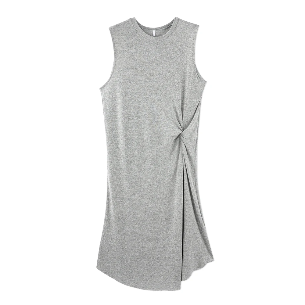 Детское летнее платье-миди без рукавов, свободного покроя 
Детское летнее платье-миди без рукавов, свободного покроя