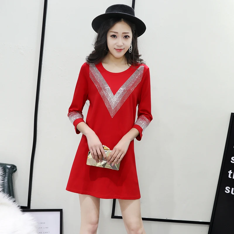 plus size Women's clothing solid color Roman cotton V hot drilling bright diamond beaded seven-point sleeve bottoming dress
plus size Women's clothing solid color Roman cotton V hot drilling bright diamond beaded seven-point sleeve bottoming dress