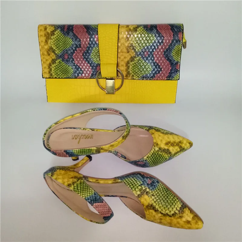 Yellow Shoes Snake Printed Leather with women bag set ,women shoes pumps With Matching Clutch Bags Sets 36-43 hot selling A93-1
Yellow Shoes Snake Printed Leather with women bag set ,women shoes pumps With Matching Clutch Bags Sets 36-43 hot selling A93-1
