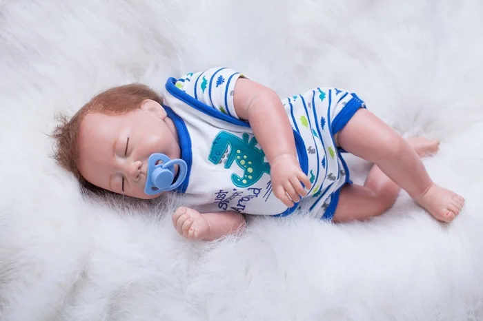 Lifelike Reborn Baby Doll Soft Silicone Cloth Body Lifelike Newest born Baby Dolls boys Children Playmate toys for mother girls
Lifelike Reborn Baby Doll Soft Silicone Cloth Body Lifelike Newest born Baby Dolls boys Children Playmate toys for mother girls
