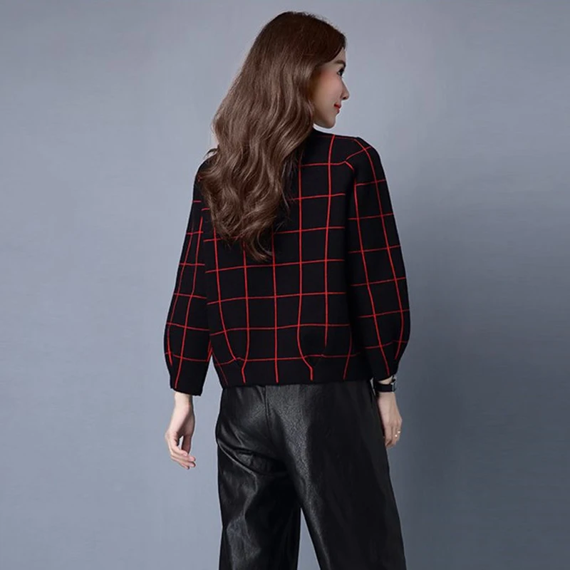 2019 Autumn New Women's Plaid Cardigan Sweater Casual Long Sleeve O-Neck Knitted Cardigans Female Short Sweater Jacket Tops R595
2019 Autumn New Women's Plaid Cardigan Sweater Casual Long Sleeve O-Neck Knitted Cardigans Female Short Sweater Jacket Tops R595