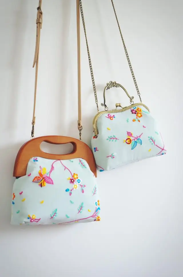 Angelatracy Embroidery Floral Handbag Delicate Women Messenger Bag Handmade Vintage Handbags Cross Body Mesh Flower Lady Clutch
Angelatracy Embroidery Floral Handbag Delicate Women Messenger Bag Handmade Vintage Handbags Cross Body Mesh Flower Lady Clutch