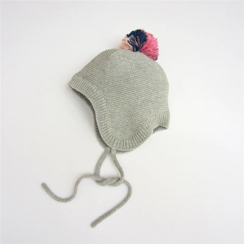 Foreign trade of the original single synchronized three - color ball gray inverted needle thin ear cap fashion spring baby hats
Foreign trade of the original single synchronized three - color ball gray inverted needle thin ear cap fashion spring baby hats