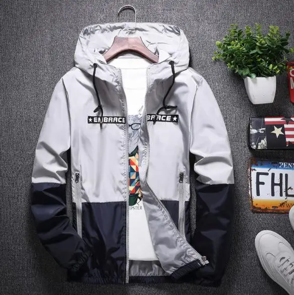 New 2018 Spring And Autumn Pilot Hooded Jacket Men's Casual Slim Stitching Windbreaker Jacket Men's Jacket zipper Thin Coat
New 2018 Spring And Autumn Pilot Hooded Jacket Men's Casual Slim Stitching Windbreaker Jacket Men's Jacket zipper Thin Coat