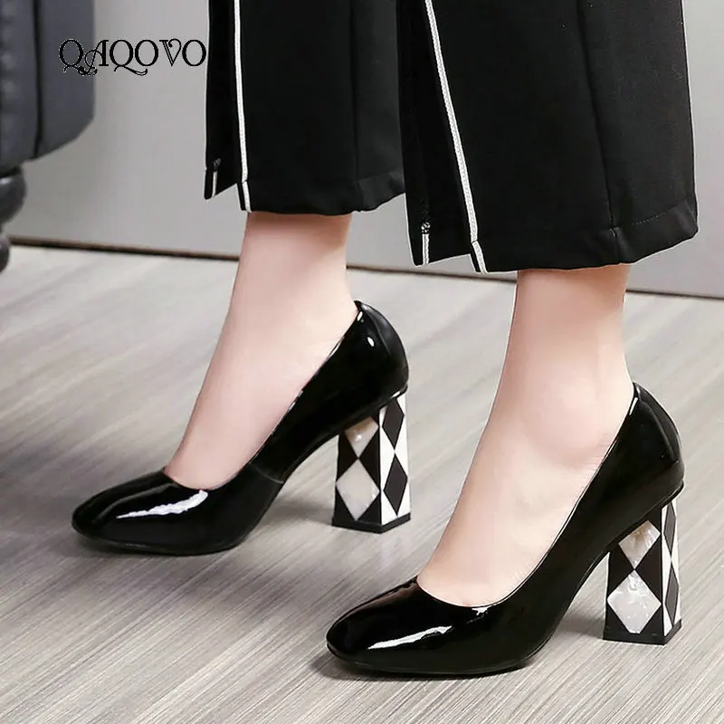 High Quality Women High Heels Patent Leather Square Toe Lazy Shoes Comfort Thick Heel Women Pumps Spring Autumn Party Shoes
High Quality Women High Heels Patent Leather Square Toe Lazy Shoes Comfort Thick Heel Women Pumps Spring Autumn Party Shoes