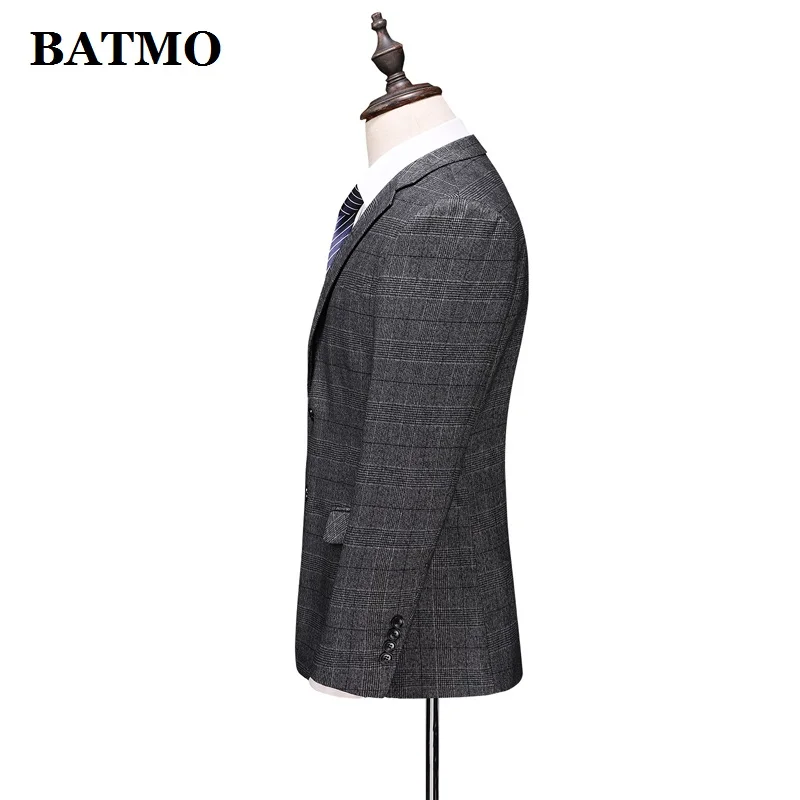 BATMO 2019 new arrival high quality casual grey plaid suits men,men's wedding dress,plus-size S-4XL 8650
BATMO 2019 new arrival high quality casual grey plaid suits men,men's wedding dress,plus-size S-4XL 8650