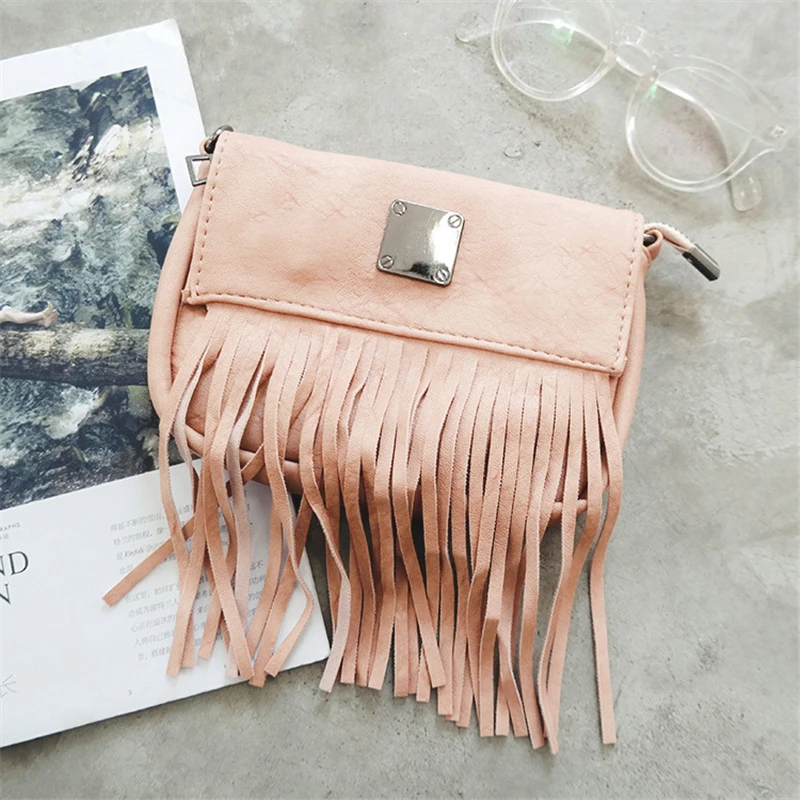 BARHEE Brand Women Tassels Bag Mini Korean Vintage Lady Shoulder Crossbody Bags Luxury Fashion Chain Party Package Pu Leather
BARHEE Brand Women Tassels Bag Mini Korean Vintage Lady Shoulder Crossbody Bags Luxury Fashion Chain Party Package Pu Leather