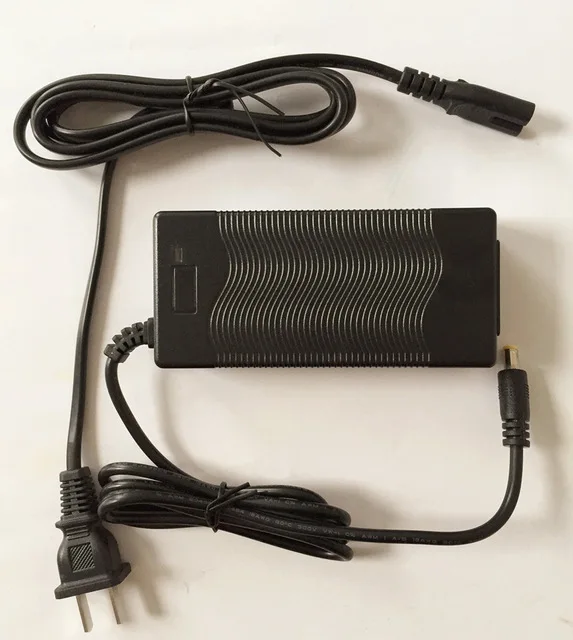 12V 5A 12.6V Lithium Battery Charger Electric Car Charger Lithium Polymer Battery Charger
12V 5A 12.6V Lithium Battery Charger Electric Car Charger Lithium Polymer Battery Charger