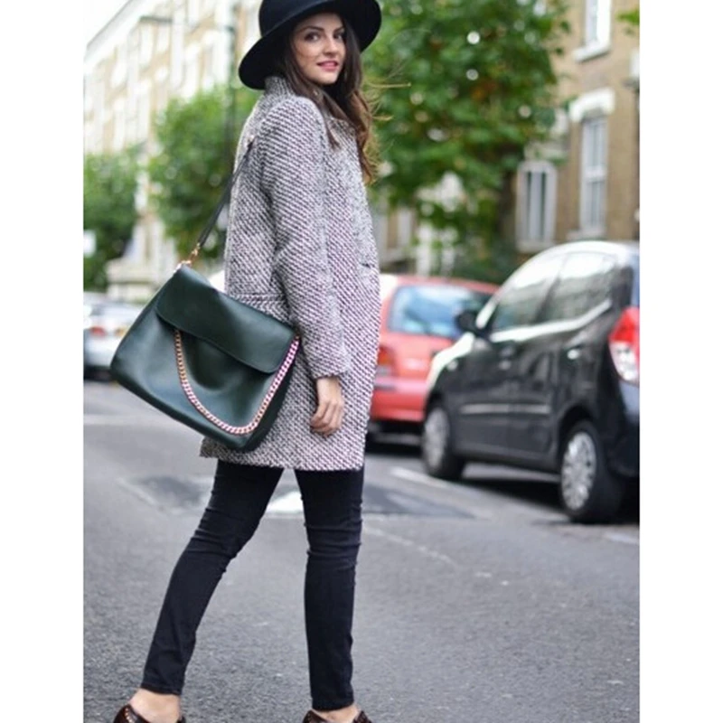 Women's Windbreaker Overcoats Woolen Coat Ladies Long Coat Female Winter Coat Elegant Women Coats Casual Plaid Warm Outwear
Women's Windbreaker Overcoats Woolen Coat Ladies Long Coat Female Winter Coat Elegant Women Coats Casual Plaid Warm Outwear