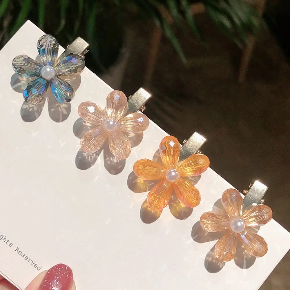 Korean Shining Crystal Flower Hair Clip Sweet Women Girls Bang Clip Hairpin Hair Accessories Styling Tools
Korean Shining Crystal Flower Hair Clip Sweet Women Girls Bang Clip Hairpin Hair Accessories Styling Tools