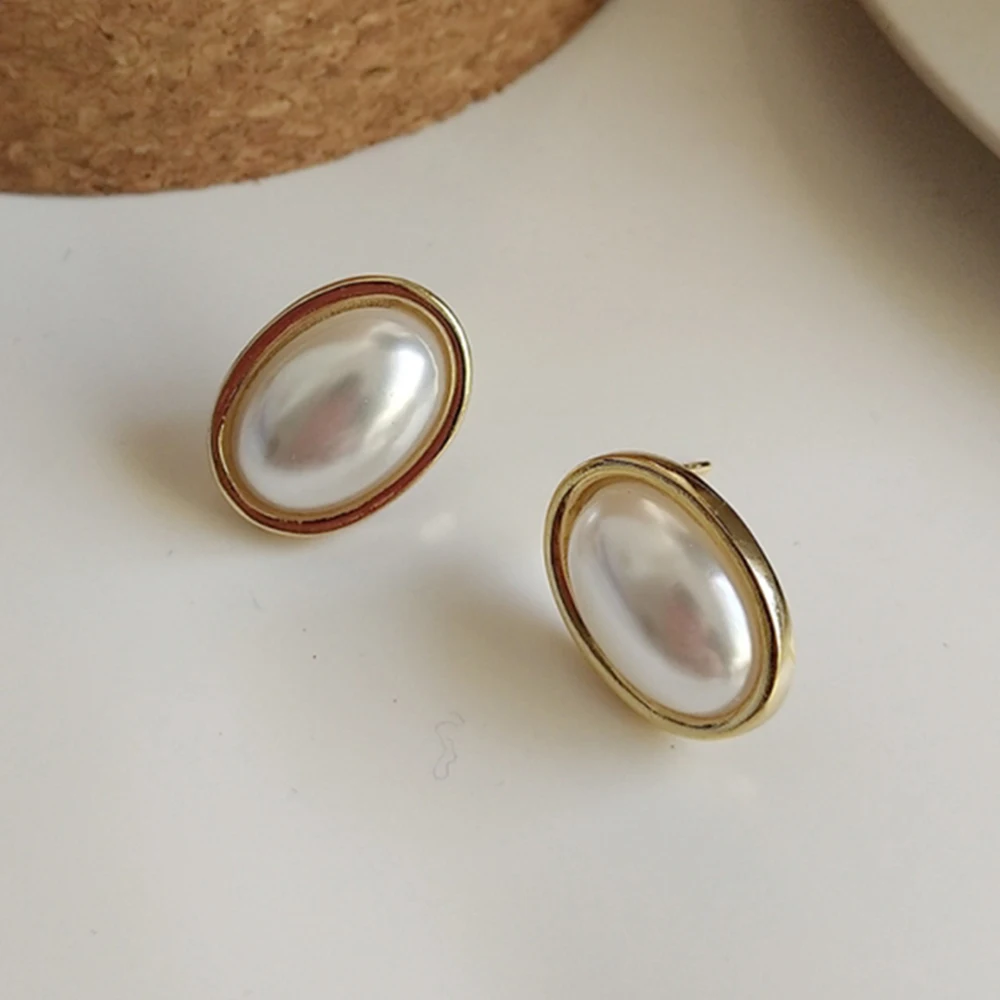 925 Sterling Silver Jewelry White Shell Pearl Oval Bead Solid Silver Stud Earrings Gold Korean Earrings For Women Mothers Gifts
925 Sterling Silver Jewelry White Shell Pearl Oval Bead Solid Silver Stud Earrings Gold Korean Earrings For Women Mothers Gifts